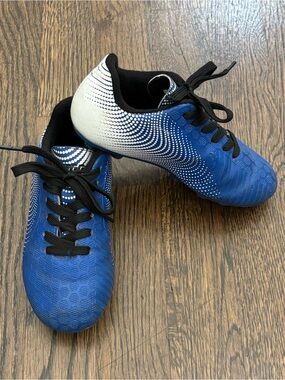 Vizari Youth Soccer Cleats Blue White Boys Size 10C Molded Studs